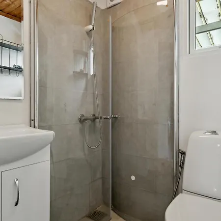 Cozy In Hyllinge With Wifi *