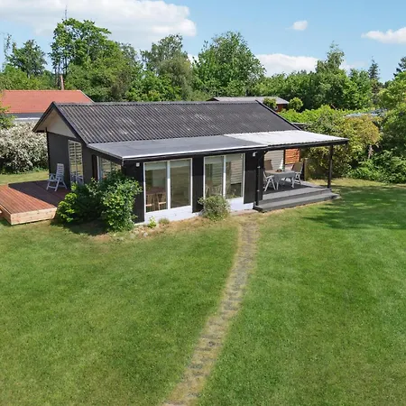 Cozy In Hyllinge With Wifi Ferienhaus *